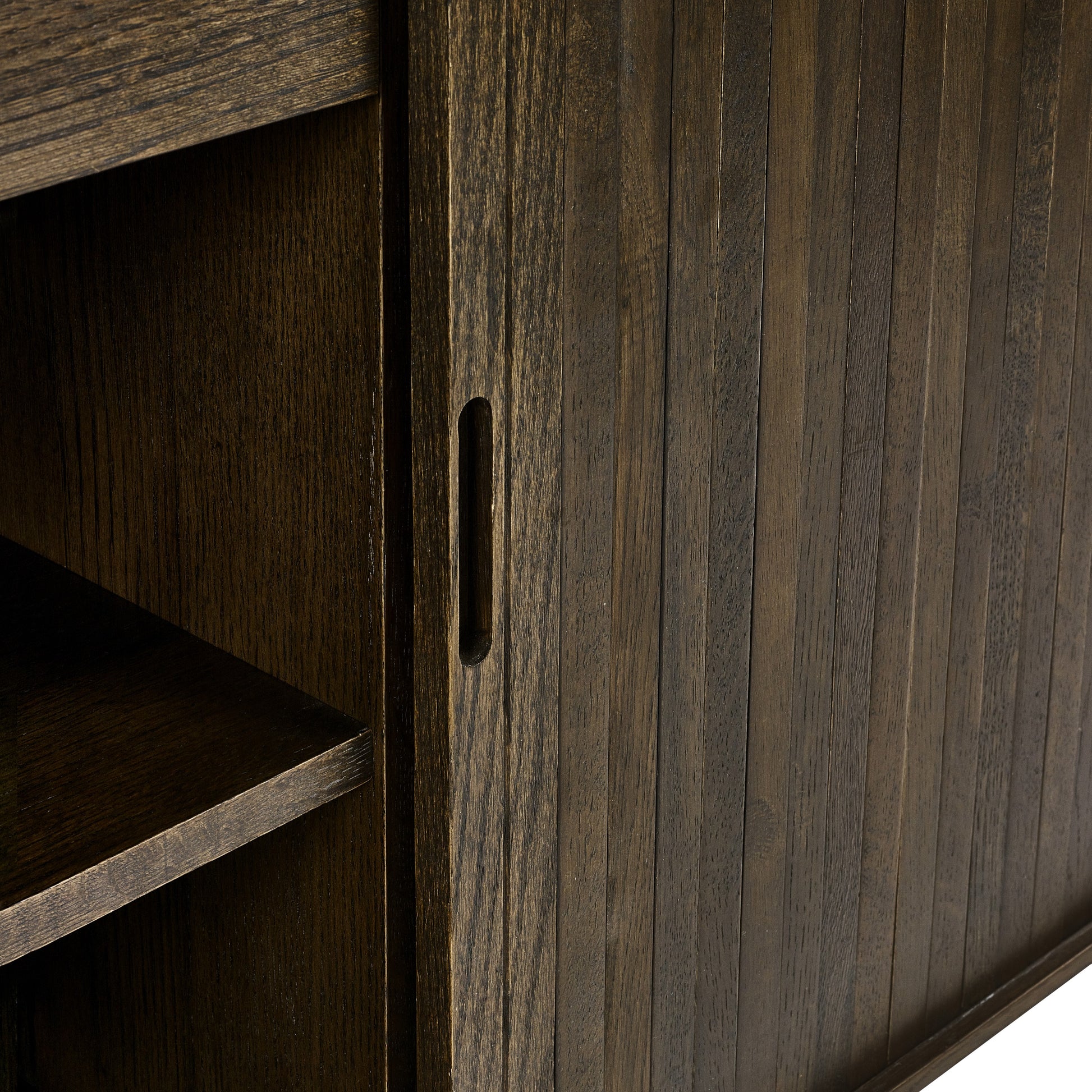 Arya Sideboard Handle Close Up